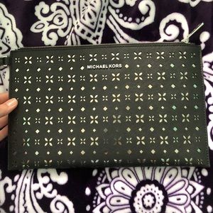 Micheal Kors clutch